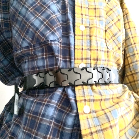 Brand new! Guess belt! - Picture 1 of 5